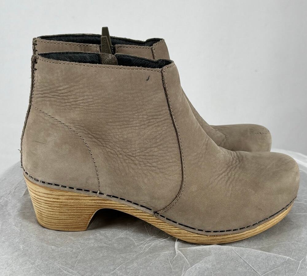 Dansko Maria Nubuck Suede Leather Booties Size 6.5-7 Taupe Comfort EU 37
